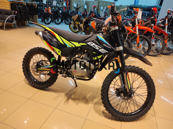 Мотоцикл кроссовый / эндуро BSE (БСЕ) Z3 L Spek Green (015) | Мототека